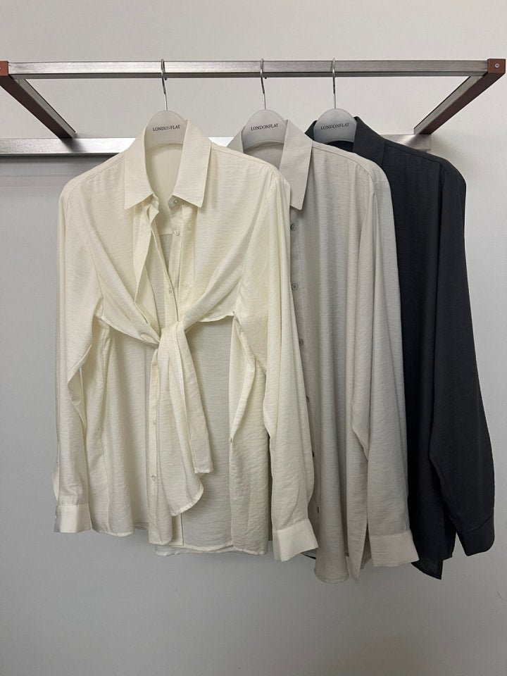 LONDONFLAT Ribbon Tie Blouse