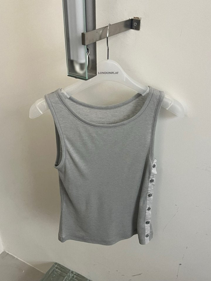 LONDONFLAT Double Button T-shirt